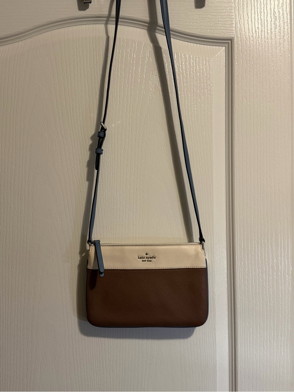 kate spade Two-Tone Brown, Cream & Blue Crossbody Belt Bag